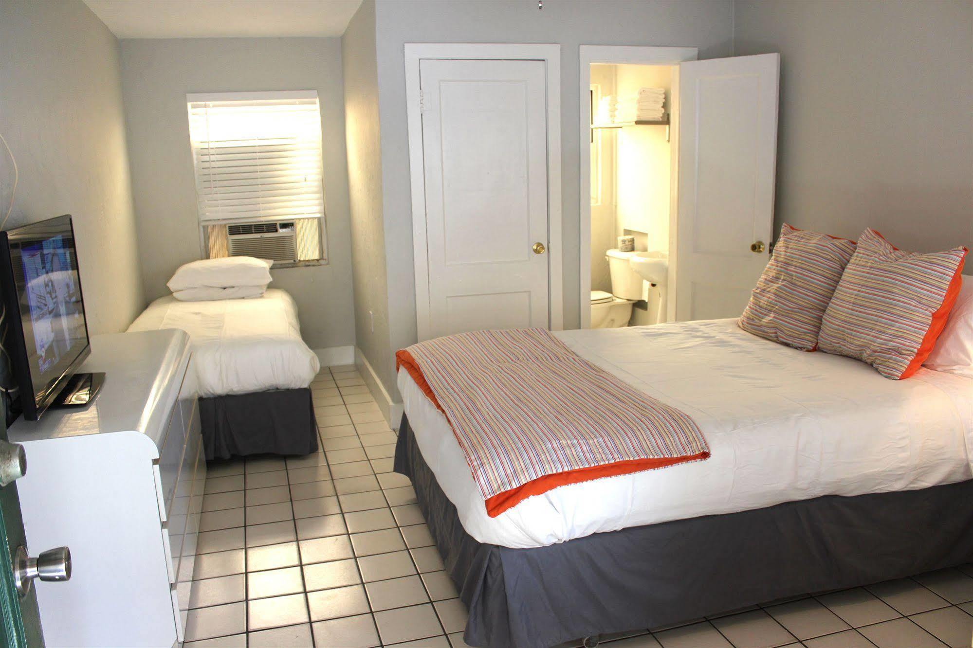 Lorelei Resort Motel Treasure Island Kültér fotó